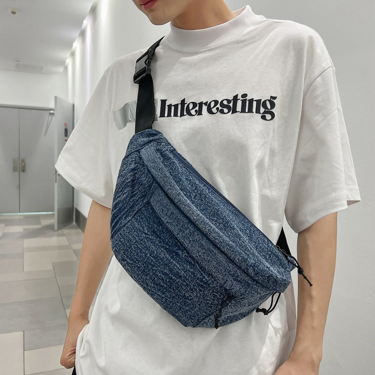 致青春|休閒胸包牛仔布斜背包韓潮酷男女運動單肩包大容量百搭腰包「1602-230」24.04-3