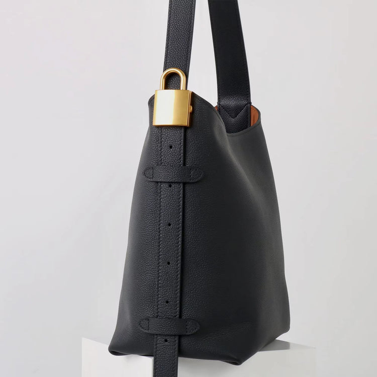 質感真皮|新款福寶頭層牛皮鎖扣hobo水桶包單肩斜背包真皮女包腋下包包「TG2503-3」25.03-3