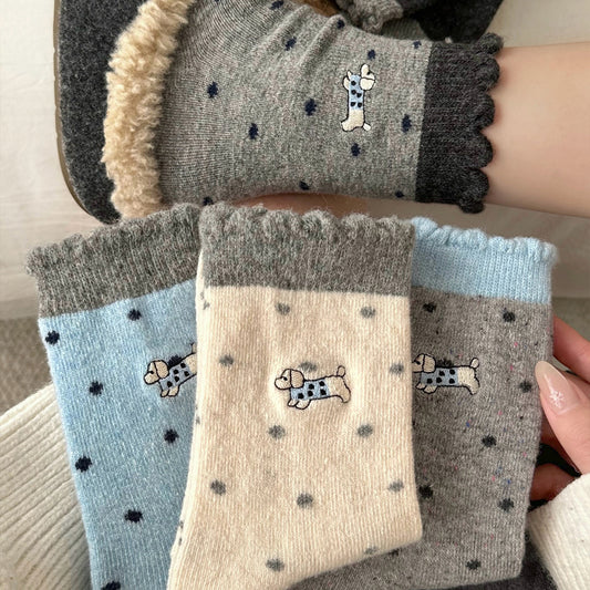 女襪|羊毛襪子女秋冬加厚保暖卡通刺繡毛中筒襪韓系ins潮花邊堆堆襪「AM25122」25.12-2