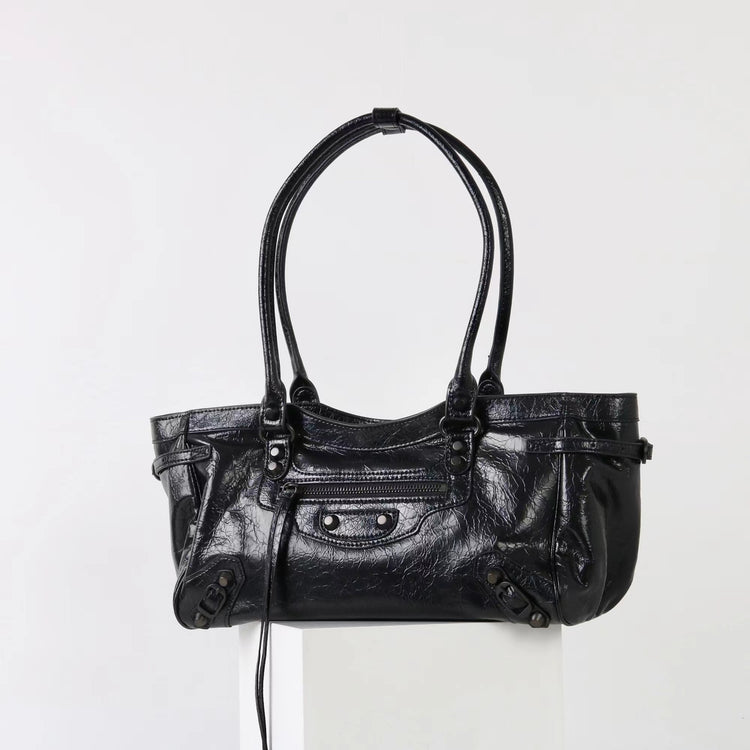 質感真皮|2025新款頭層油臘皮橫款機車包復古鉚釘休閒通勤單肩腋下托特包女「1186-O」25.10-1