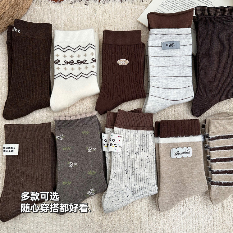 女襪|秋冬美拉德咖色襪子女加厚保暖蓄熱鎖溫羊毛襪復古潮流好搭中筒襪「HD25862」25.11-3