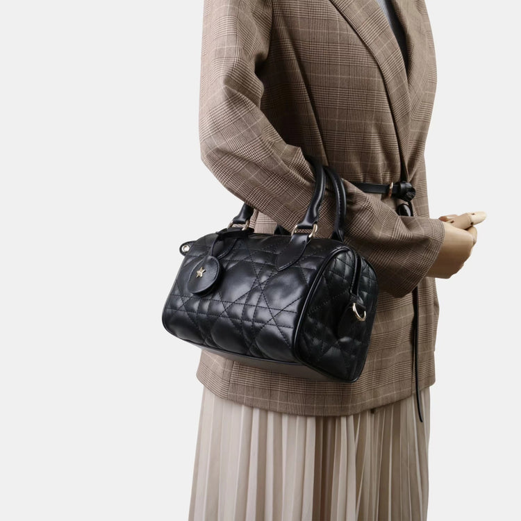 質感真皮|2025新款高級感羊皮時尚百搭枕頭包波士頓保齡球包手提斜挎女包包「8152」25.05-1