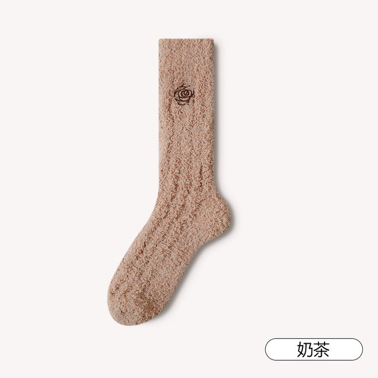 女襪|白色刺繡襪子女秋冬蓄熱鎖溫加絨加厚睡眠襪彈力軟糯親膚珊瑚絨襪「AD2388」24.12-1