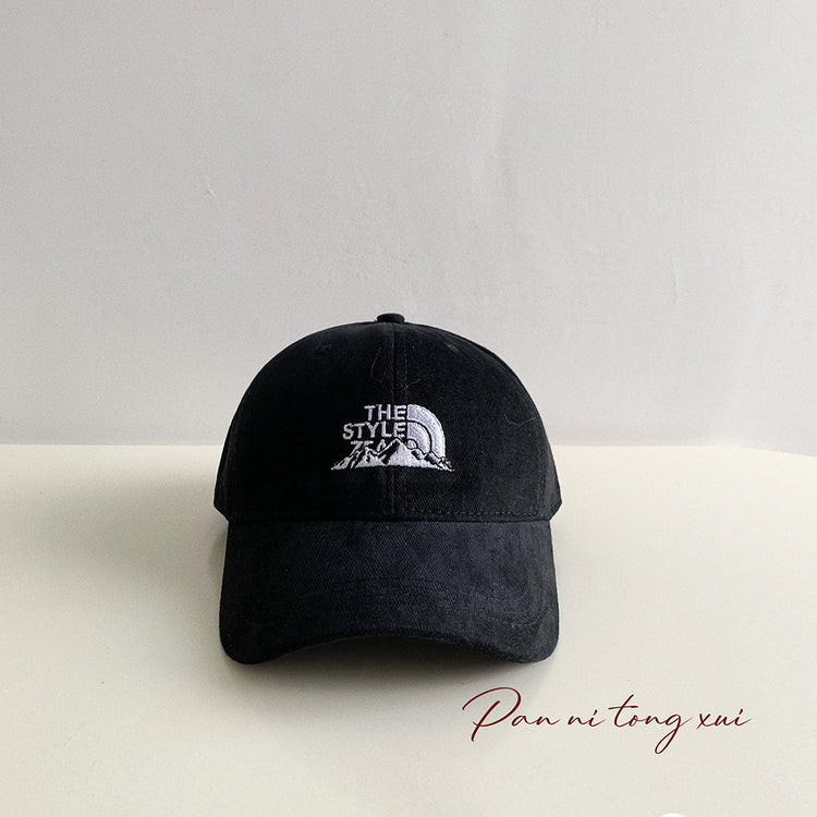流行帽子|字母刺繡山峰棒球帽韓版顯臉小休閒百搭水洗春秋男女情侶鴨舌帽子「Q9343C」24.10-2