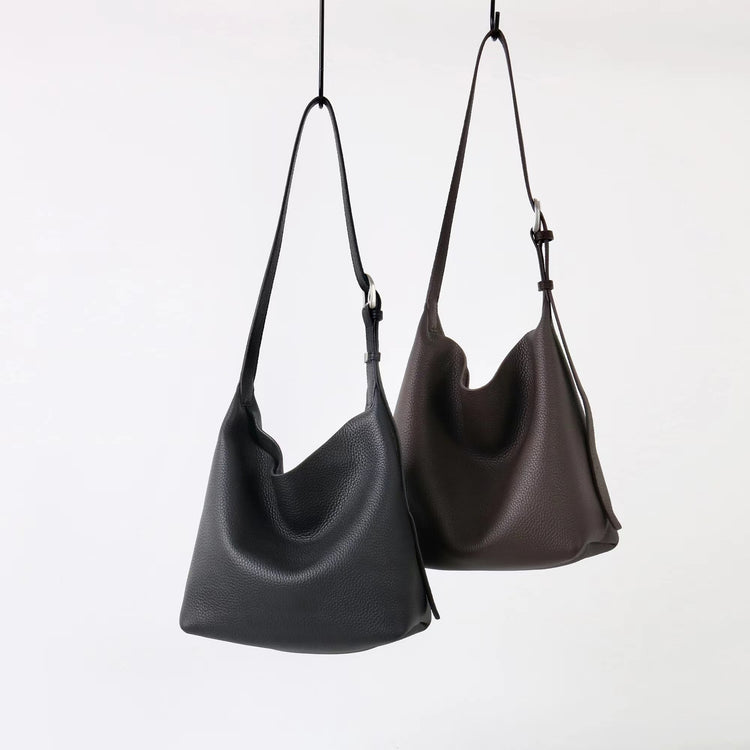 質感真皮|2025新頭層軟牛皮時尚百搭單肩斜背包高級感腋下包女包軟皮牛皮包「8315」25.09-4