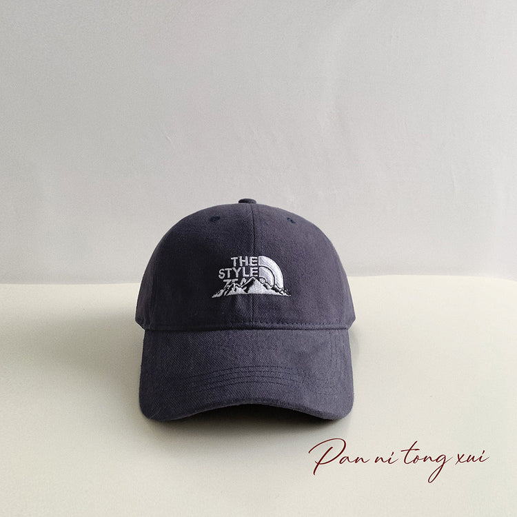 流行帽子|字母刺繡山峰棒球帽韓版顯臉小休閒百搭水洗春秋男女情侶鴨舌帽子「Q9343C」24.10-2