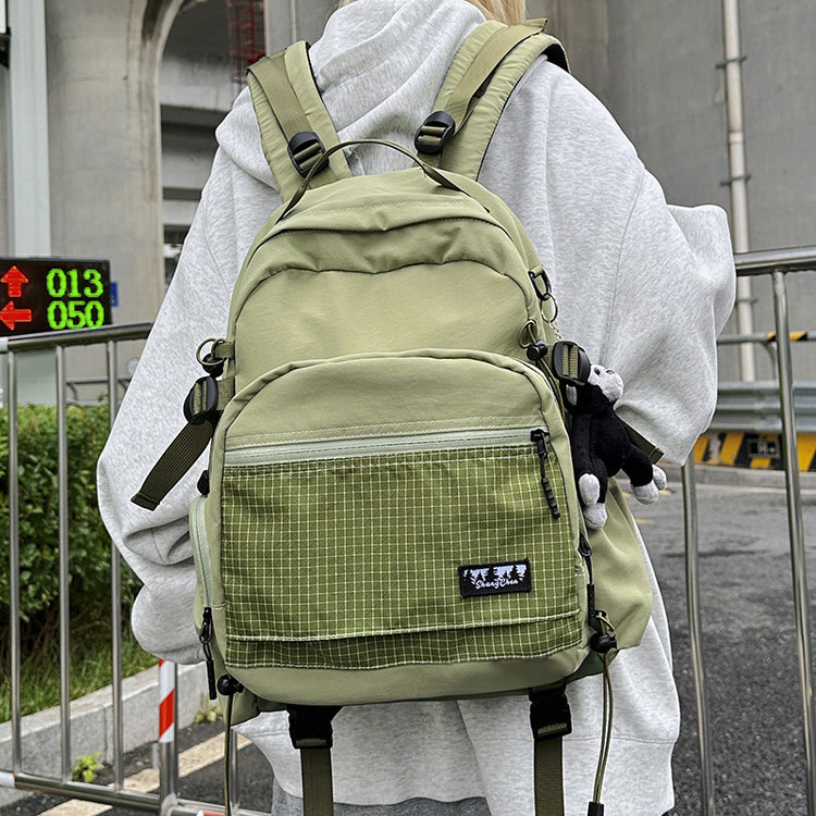 致青春|大容量輕量化男女雙肩包防刮耐磨運動背包登山健行休閒旅行包「8103-137」25.11-1