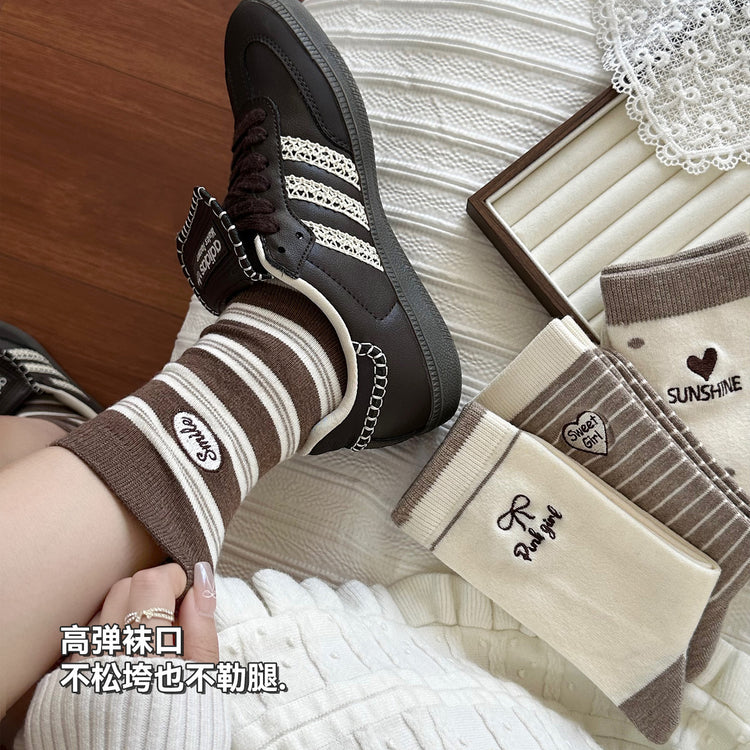 女襪|羊毛襪子女吸汗透氣親膚舒適中筒襪ins潮學院風彈力無骨堆堆襪「MYH2572」25.09-4