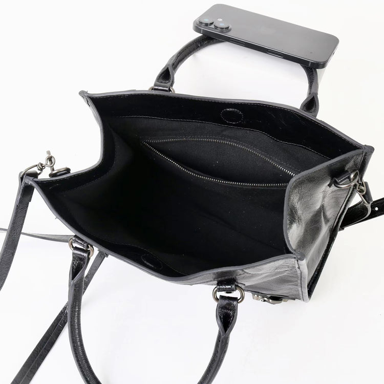 質感真皮|2025新款時尚歐美氣質頭層牛皮休閒鉚釘小眾韓版斜背包高級感機車包「8339」25.11-1