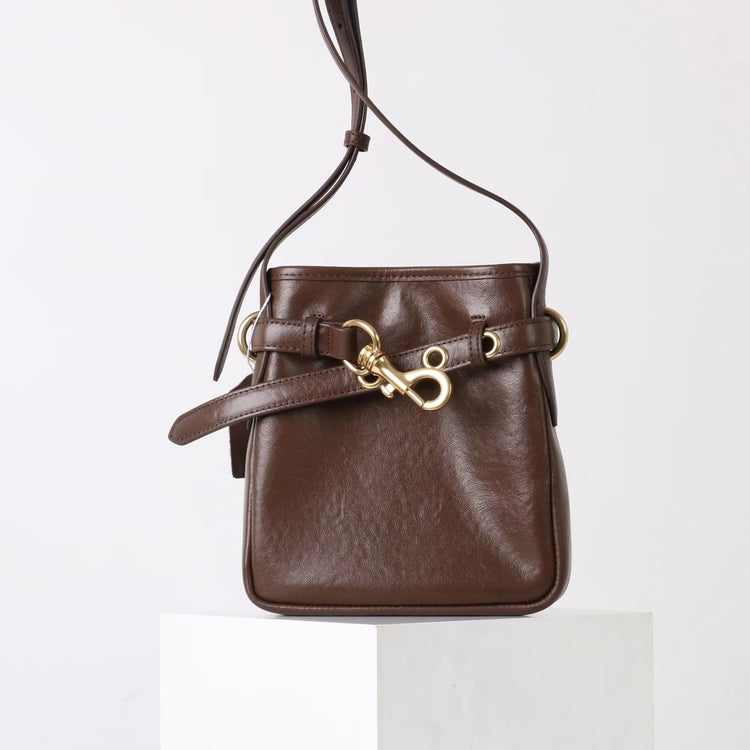 質感真皮|2025新款迷你鎖扣頭層牛皮手機包一字帶小方包高品質百搭單肩斜包「6601」25.09-5