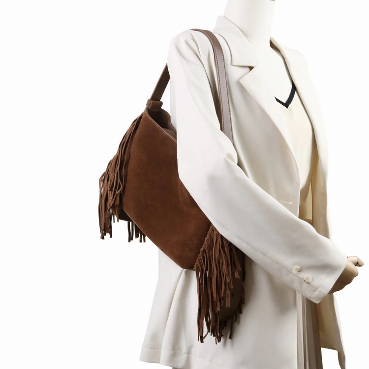 質感真皮|2025全新流蘇磨砂真皮斜背包度假風大容量百搭休閒托特包輕奢「7053」25.09-2