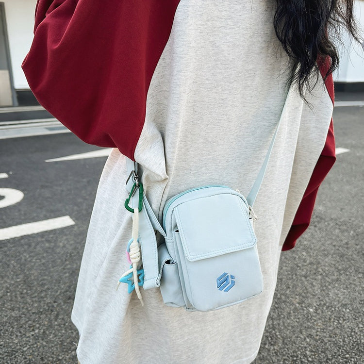 致青春|時尚韓版小眾休閒簡約手機包男女通用新款流行高顏值單肩包「602-160-1」24.04-3