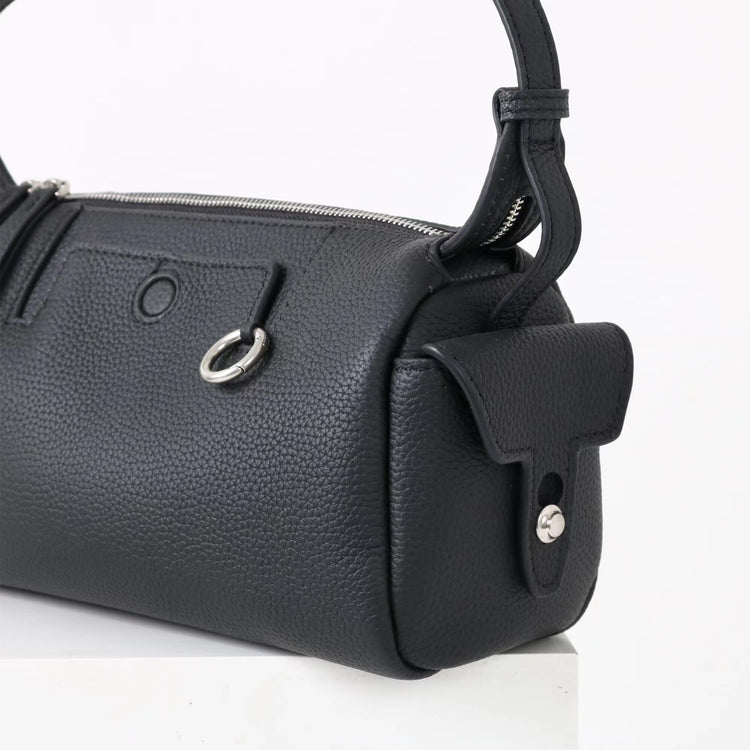 質感真皮|2025新款輕奢小眾高級感頭層牛皮枕頭相機包輕便簡約通勤百搭單肩包「OS53107」25.11-3