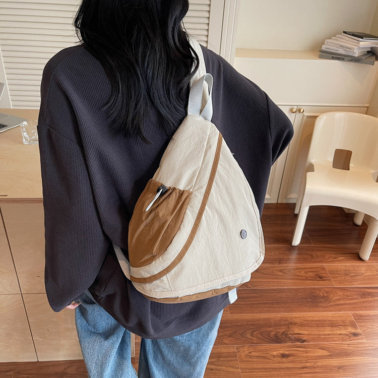 致青春|休閒胸包女輕便大容量騎乘運動背包高顏值戶外通勤斜背包「2560-123」25.09-3