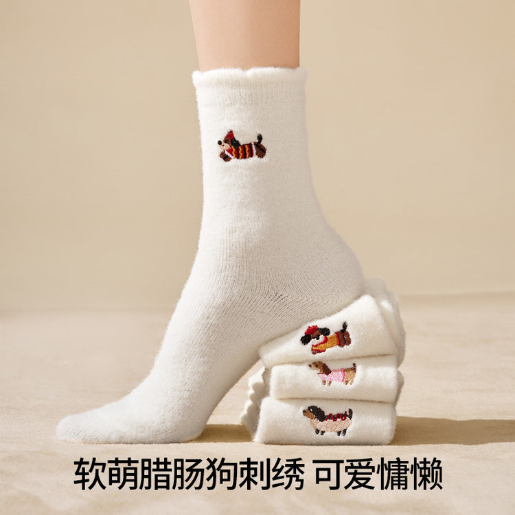 女襪|臘腸狗刺繡襪子女秋冬加厚保暖澳絨中筒襪彈力花邊親膚舒適堆堆襪「H5271」25.12-1