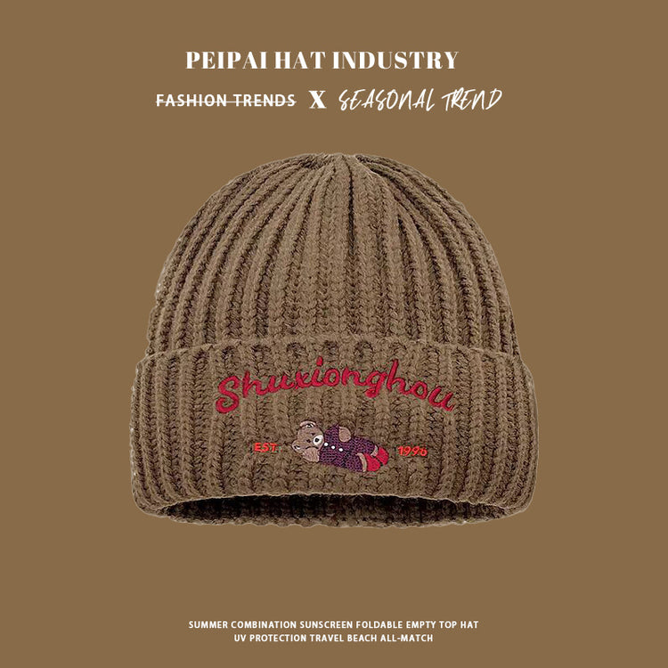 流行帽子|2024刺繡小熊針織帽女秋冬季新款保暖護耳百搭可愛毛線帽護耳冷帽「C4725」24.12-3