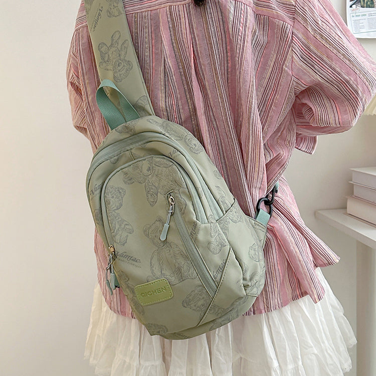 致青春|日系ins風休閒小挎包輕便書包森系小清新甜美女孩逛街大容量胸包「6081-118」24.06-4