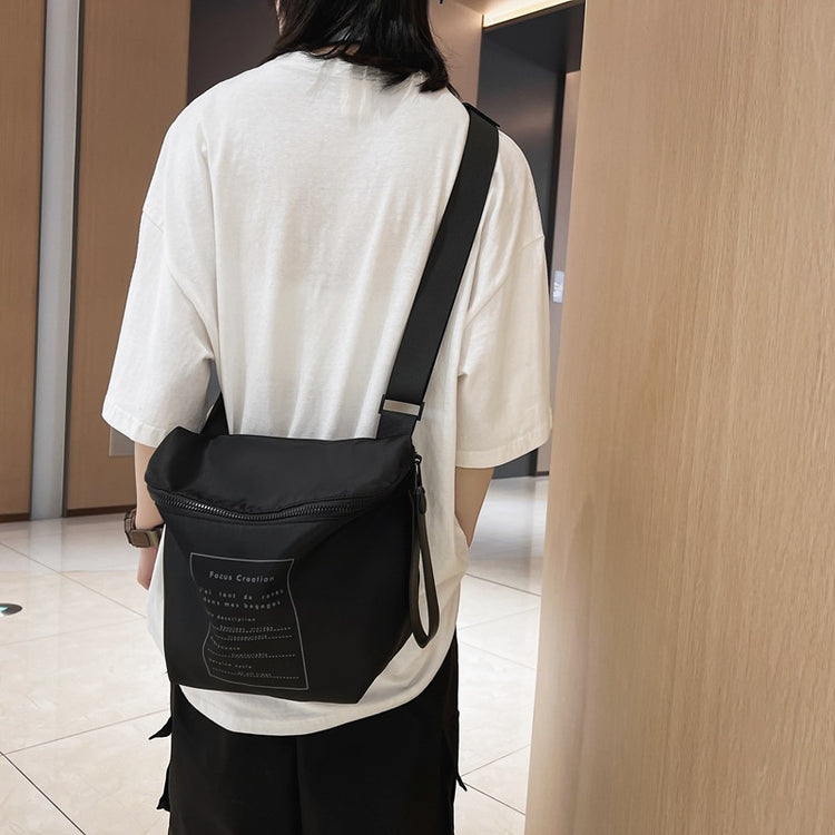 致青春|工裝包2025新款牛津布斜背包女百搭ins運動大容量單肩包網紅布包「8812-118」25.01-1