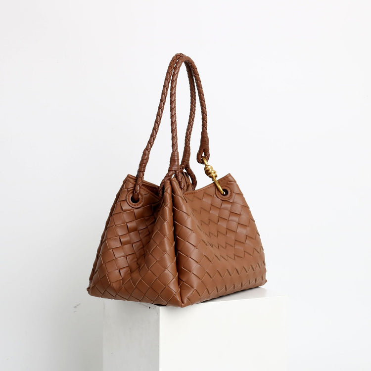 質感真皮|2024年新金屬繩扣真皮編織包降落傘包舒淇同款手提菜籃子大容量「6010#」24.07-1