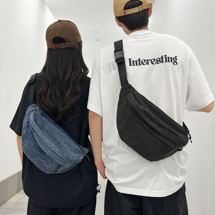 致青春|休閒胸包牛仔布斜背包韓潮酷男女運動單肩包大容量百搭腰包「1602-230」24.04-3