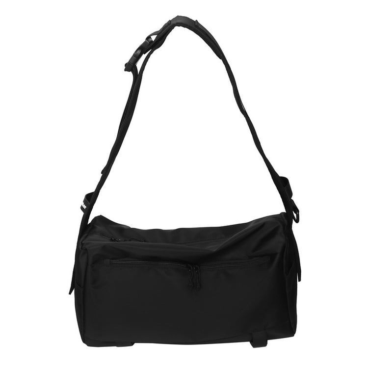 致青春|乾濕分離日系大容量斜背包男運動健身包潮工裝郵差包單肩背包「024-250」24.03-1