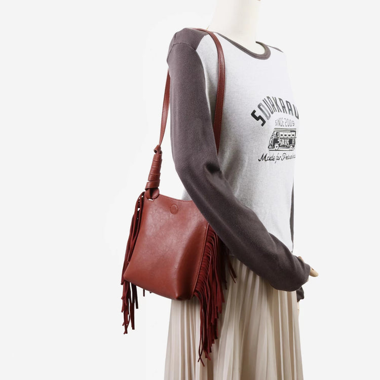 質感真皮|2025全新流蘇軟牛皮斜背包度假風百搭休閒信封包潮流輕奢單肩斜挎包「7058」25.09-4