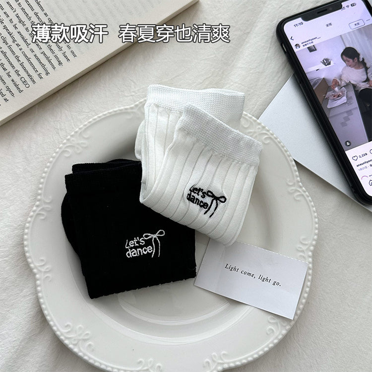 女襪|白色襪子女春夏季薄款彈力竪條襪身中筒襪字母刺繡配德訓鞋堆堆襪「W0116」25.03-3