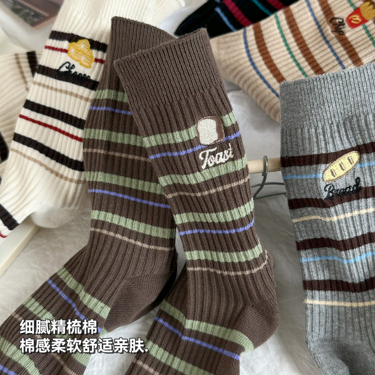 女襪|趣味刺繡襪子女秋冬拼色條紋潮流彈力中筒襪棉質吸汗透氣堆堆襪「MK5172」25.09-4