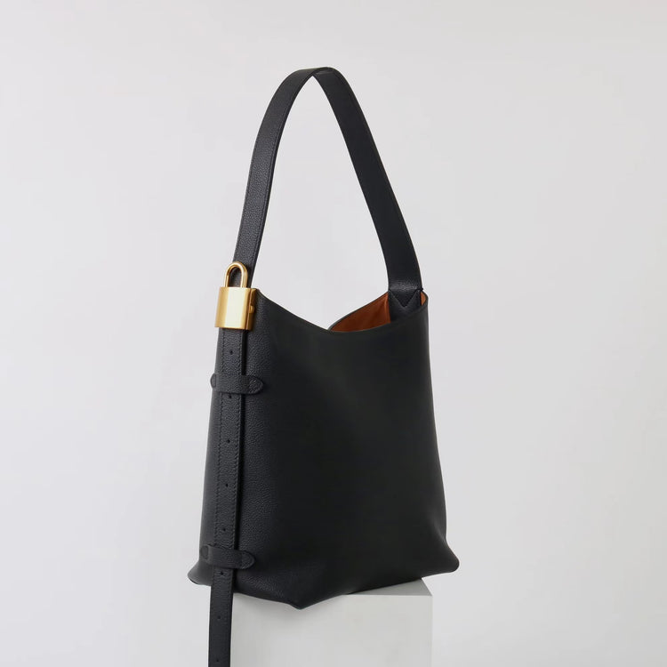 質感真皮|新款福寶頭層牛皮鎖扣hobo水桶包單肩斜背包真皮女包腋下包包「TG2503-3」25.03-3