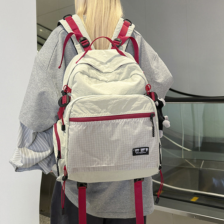 致青春|大容量輕量化男女雙肩包防刮耐磨運動背包登山健行休閒旅行包「8103-137」25.11-1