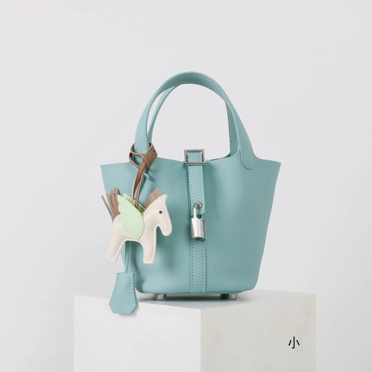 質感真皮|2025年新款時尚軟牛皮水桶包togo頭層牛皮h家菜籃子百搭通勤手提包「80900」25.04-4