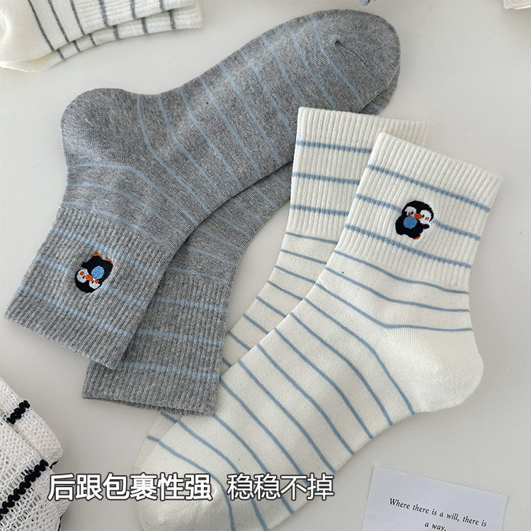 女襪|灰色襪子女夏季條紋卡通刺繡彈力中筒襪棉質親膚吸汗透氣堆堆襪「MI1088」25.04-3