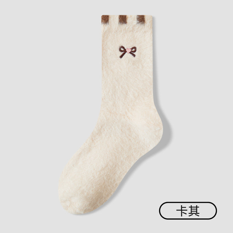 女襪|水貂絨襪子女冬季加絨加厚居家保暖地板襪卡通刺繡親膚舒適堆堆襪「YM1159」25.11-1