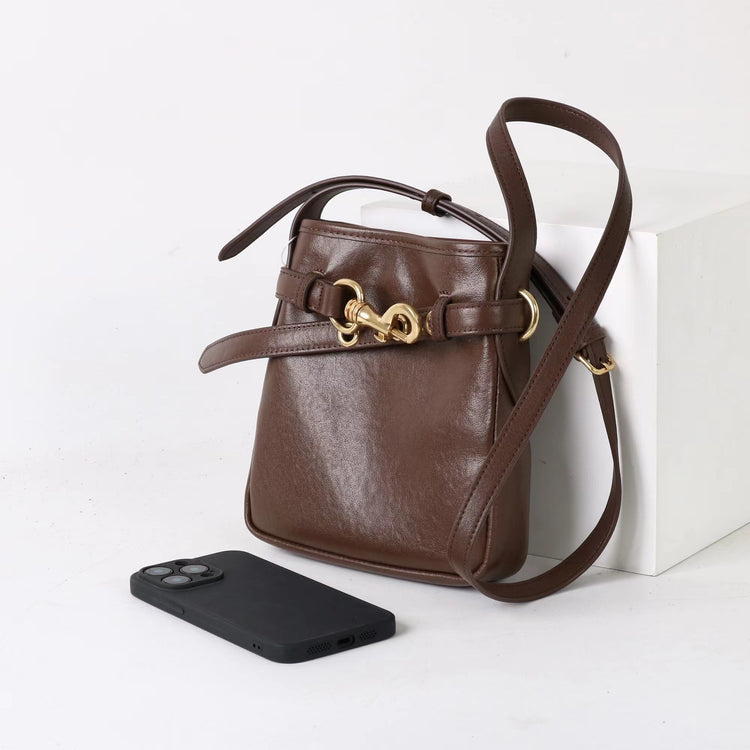 質感真皮|2025新款迷你鎖扣頭層牛皮手機包一字帶小方包高品質百搭單肩斜包「6601」25.09-5