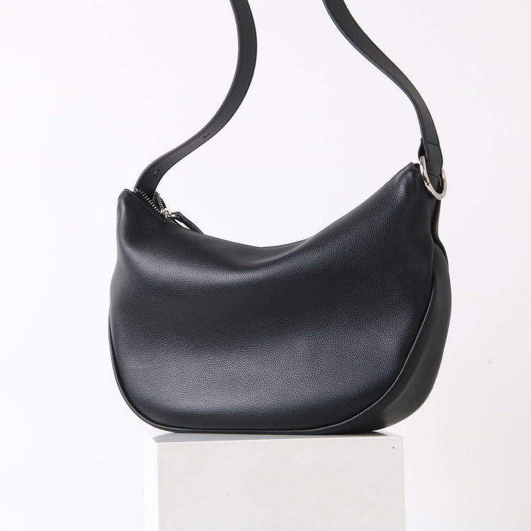 質感真皮|2025新款小眾休閒百搭頭層粒面小牛皮腋下韓版半月包柔軟牛皮斜挎「7031」25.06-3