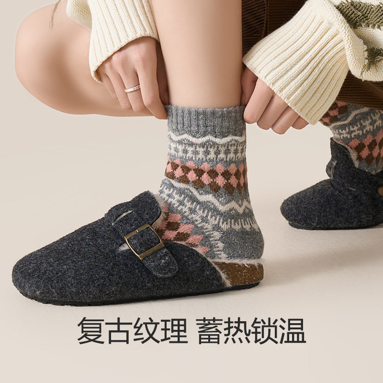 女襪|費爾島羊毛襪子女秋冬季加厚保暖中筒襪文藝復古菱格好搭堆堆襪「TM3721」25.01-2