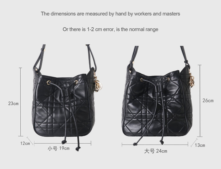 質感真皮|2025新款羊皮菱格抽繩水桶包大容量腋下包百搭質感單肩斜挎手提包「X8303 D8305」25.08-2