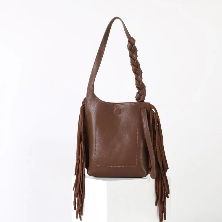質感真皮|2025全新流蘇軟牛皮斜背包度假風百搭休閒信封包潮流輕奢單肩斜挎包「7058」25.09-4