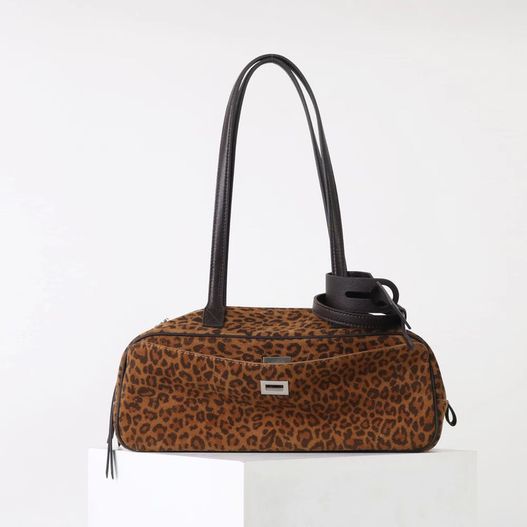 質感真皮|2025新款百搭輕奢磨砂牛皮波士頓大包單肩托特枕頭通勤保齡球包「X3989D3988」25.09-3