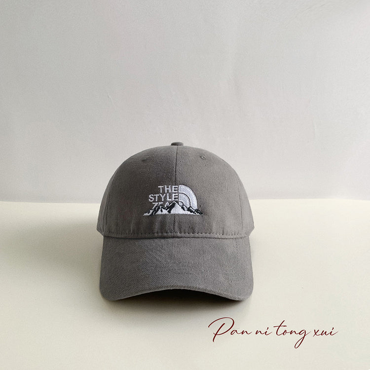 流行帽子|字母刺繡山峰棒球帽韓版顯臉小休閒百搭水洗春秋男女情侶鴨舌帽子「Q9343C」24.10-2