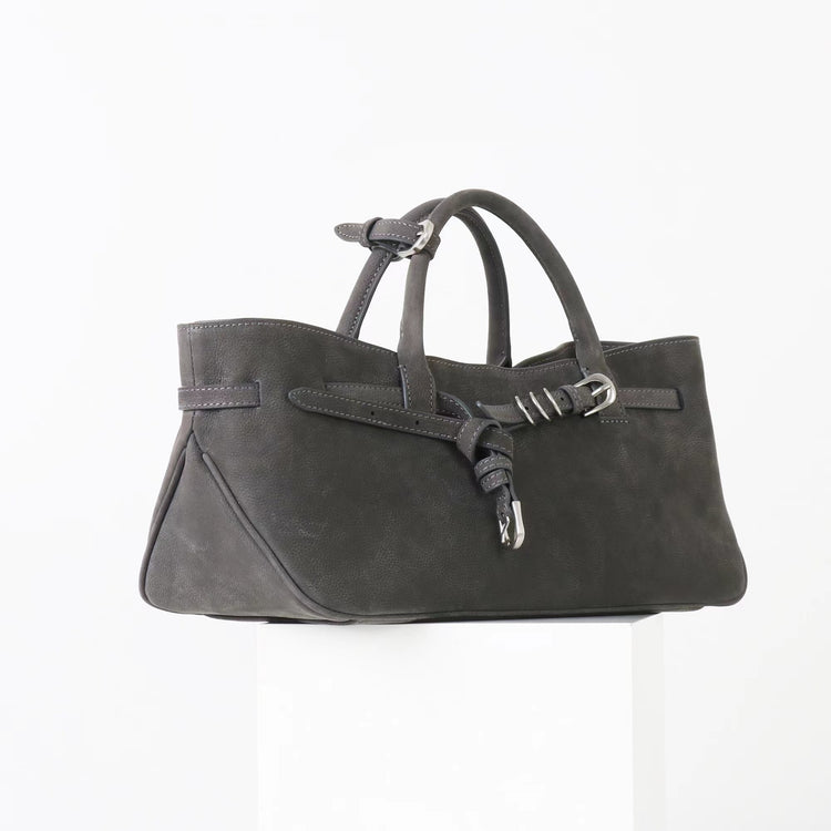 質感真皮|2025新款復古休閒麂皮包通勤百搭極簡皮帶扣設計斜背女小眾托特包「5797」25.09-4