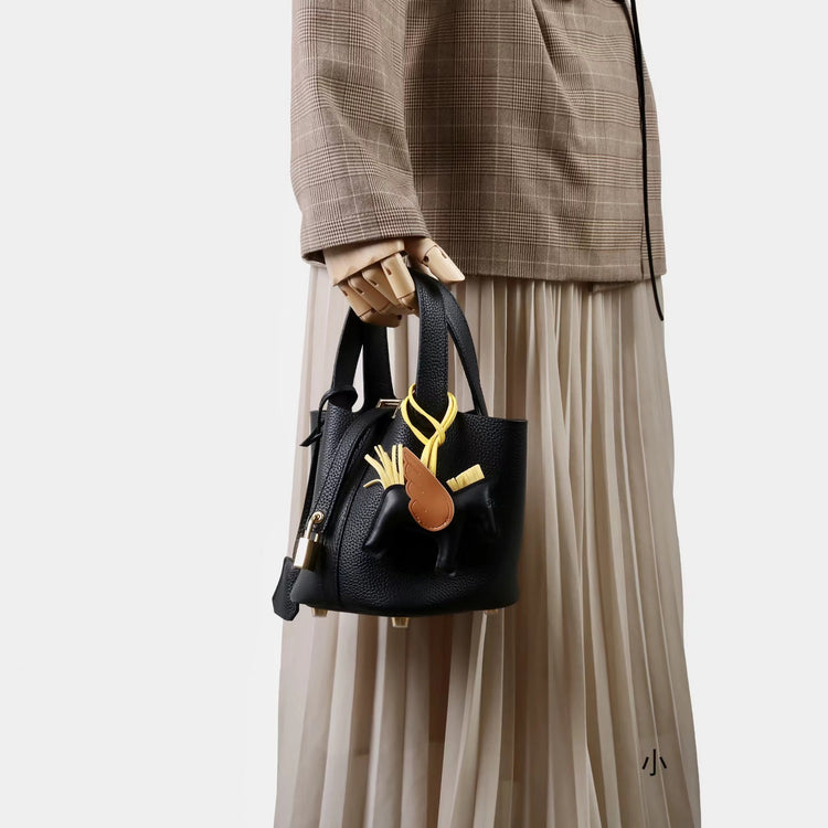 質感真皮|2025年新款時尚軟牛皮水桶包togo頭層牛皮h家菜籃子百搭通勤手提包「80900」25.04-4