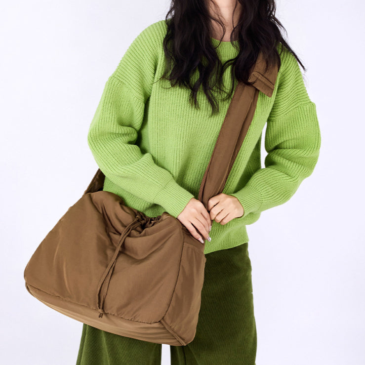 致青春|大容量質感包包女休閒旅行單肩包輕便簡約百搭抽繩斜挎托特包「6180-130」25.09-2