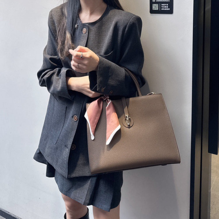 質感真皮|2025春夏新款手提包女士大容量質感單肩包簡約通勤斜背包小眾設計「OS793」25.05-2