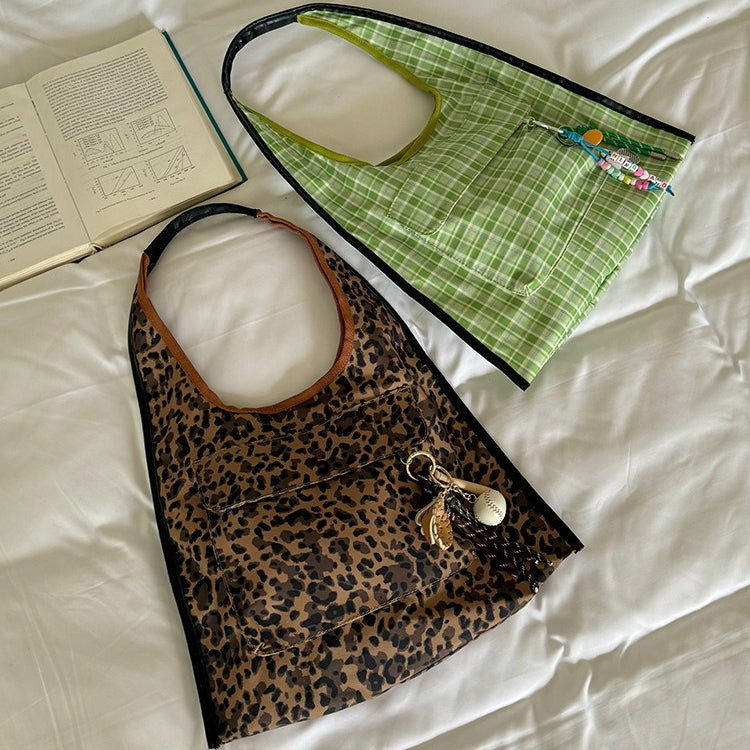 日韓流行|2025年新款豹紋慵懶風帆布包女大容量通勤單肩手提包休閒百搭托特包「M9033」25.09-4