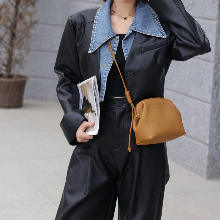 質感真皮|2024年新韓版小眾設計頭層牛皮真皮女包單肩斜背通勤貝殼包包女「6903」24.03-3