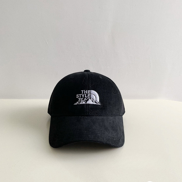 流行帽子|字母刺繡山峰棒球帽韓版顯臉小休閒百搭水洗春秋男女情侶鴨舌帽子「Q9343C」24.10-2