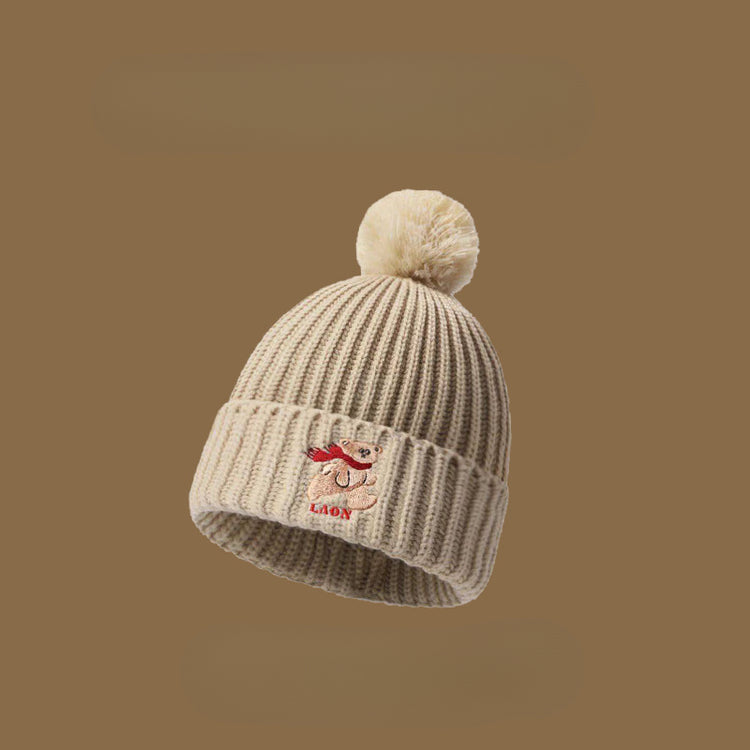 流行帽子|秋冬保暖帽子小眾設計小熊刺繡毛線帽美拉德風時尚情侶護耳針織帽「C4729」24.12-3