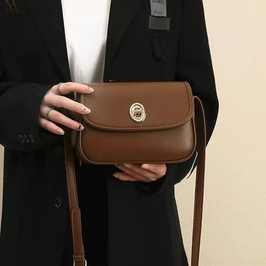 日韓流行|小眾設計艾米莉馬鞍包包女2024新款復古質感百搭單肩斜挎小包「9305#」24.03-1