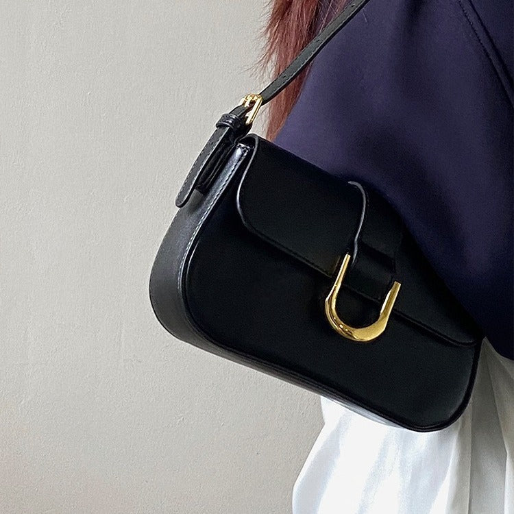 日韓流行|高級感包女2024新款復古酒紅色馬蹄扣時尚手提腋下包單肩斜挎包「9306#」24.03-1